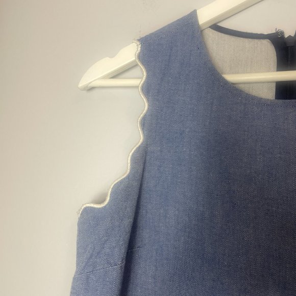 J. Crew Blue Scalloped Top with Grommets Size 0 Preppy Summer Coastal - Picture 5 of 8